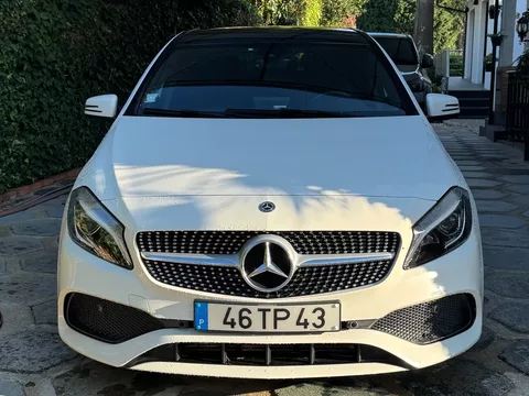 Mercedes-Benz A 180 d AMG Line