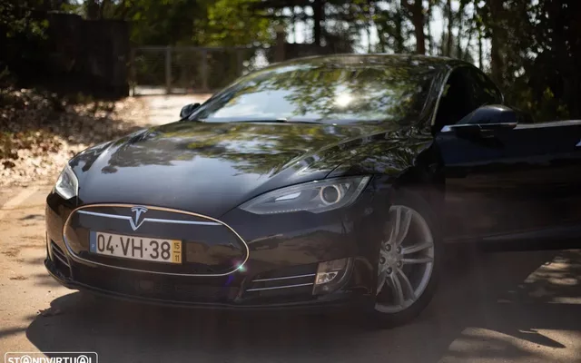 Tesla Model S