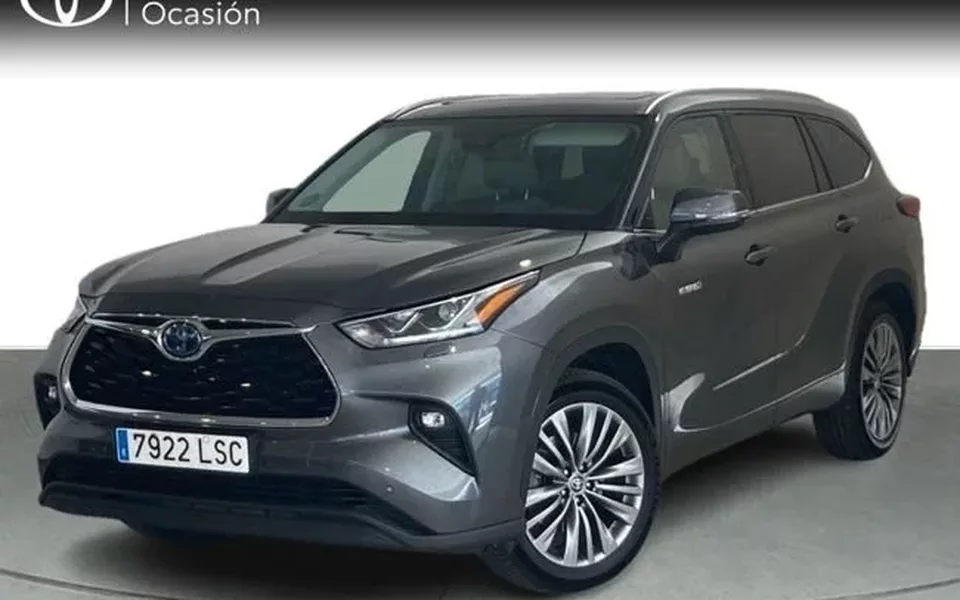 TOYOTA Highlander 250H Advance + Techo
