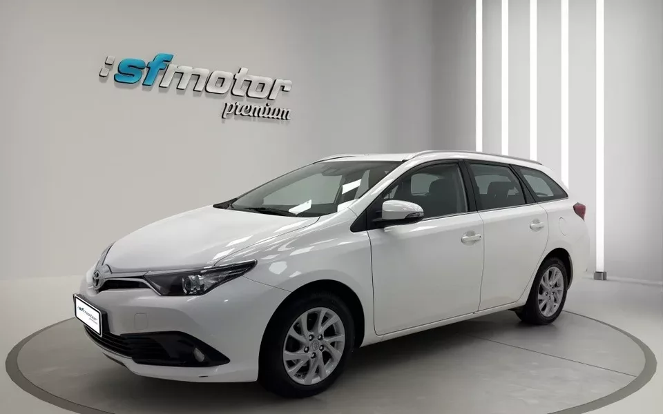 TOYOTA Auris TOYOTA Auris Familiar Manual de 5 Puertas - 15900€ en Toledo