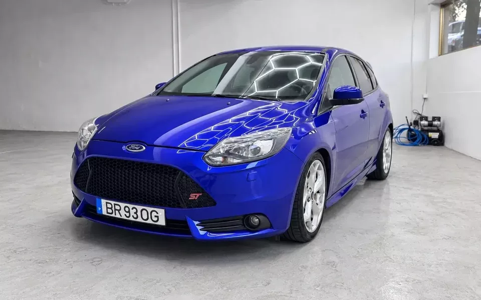 Ford Focus 2.0 EcoBoost ST c/ Pack Pele Desportiva