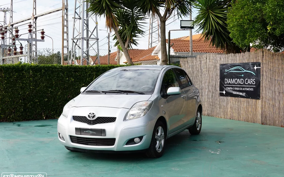 Toyota Yaris 1.0 VVT-i AC Manual