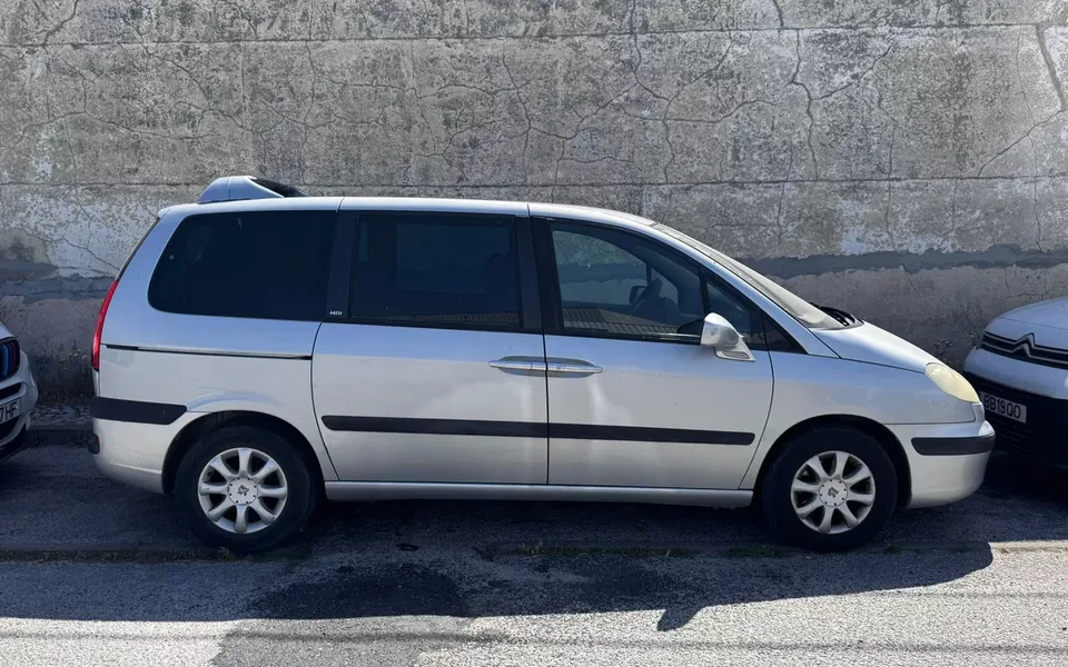 Peugeot 807 2.0 HDi
