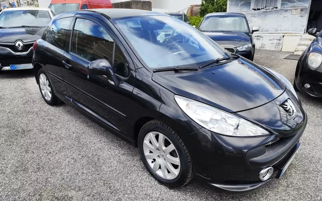 Peugeot 207 1.4 16V Sport