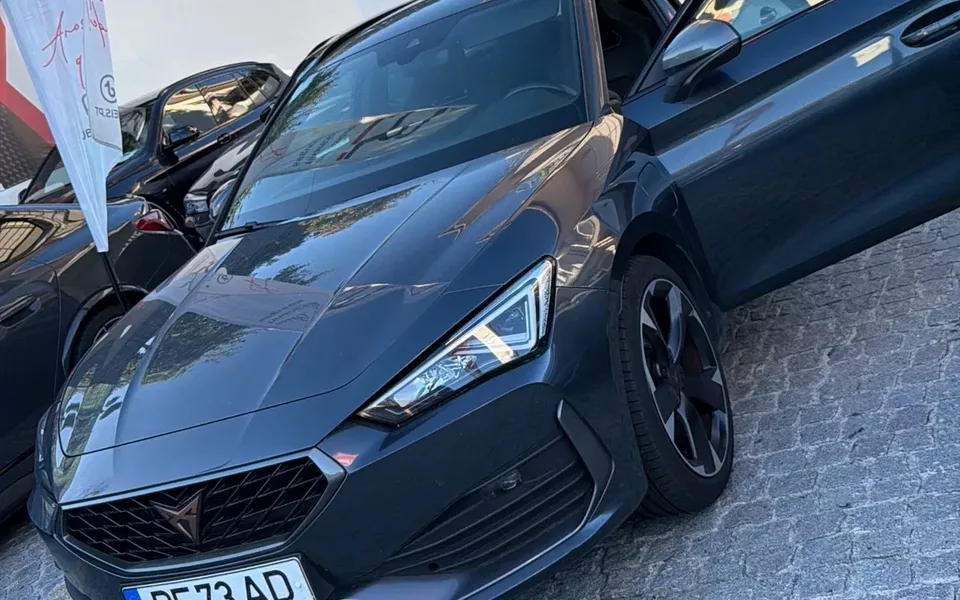 Cupra Leon ST 1.4 e-Hybrid MID DSG