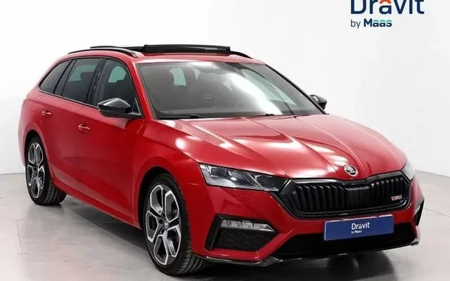 SKODA Octavia Octavia Combi 2.0 TSI RS DSG 180kW