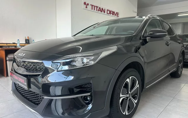 Kia XCeed 1.6 GDi PHEV Drive