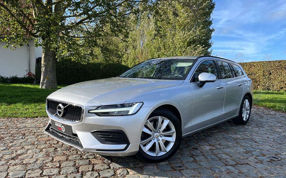 Volvo V60 2.0 B3 MHEV DCT/1eigenr/84800km/Carplay/Camera/Navi/Cruise/Clima...