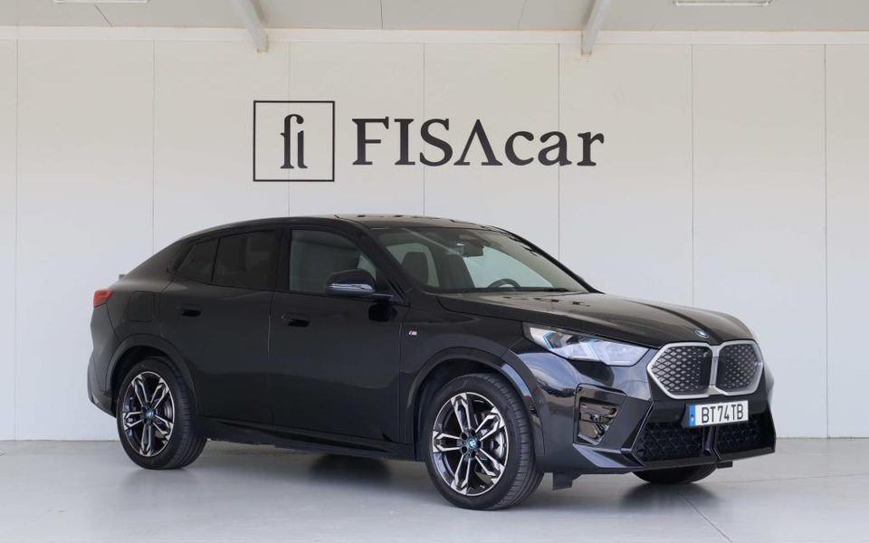 BMW IX2 EDRIVE20 PACK DESPORTIVO M