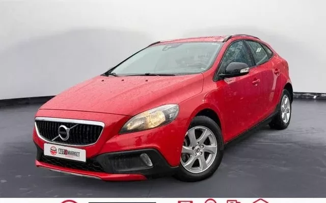 VOLVO V40 Cross Country D2 Momentum
