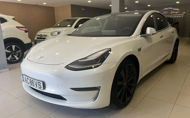 Tesla Model 3 Performance Dual Motor AWD