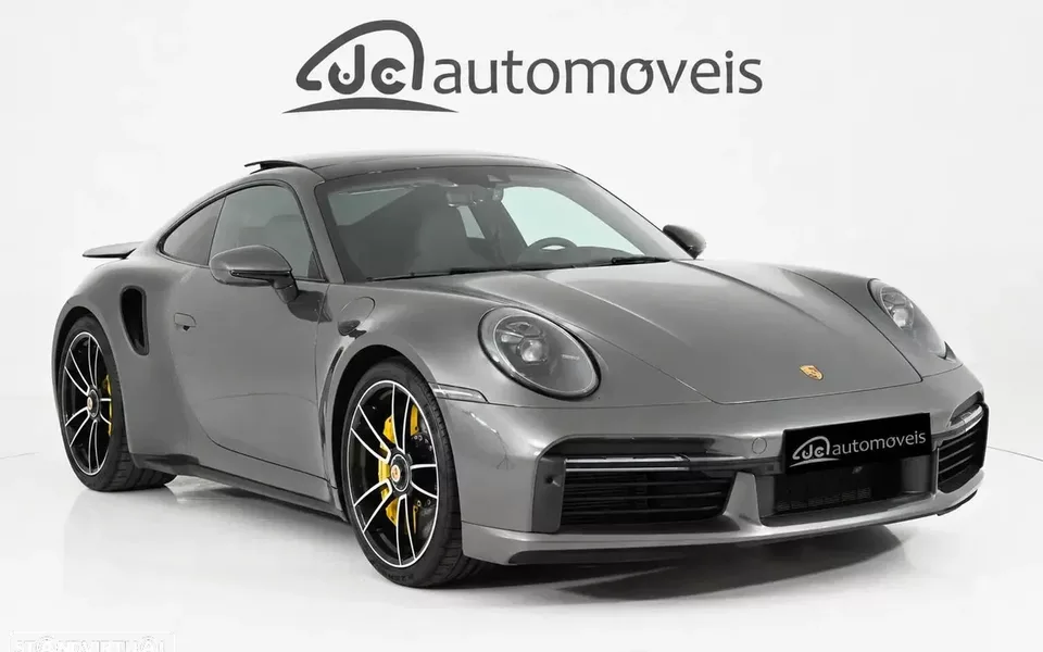 Porsche 911 (992)
