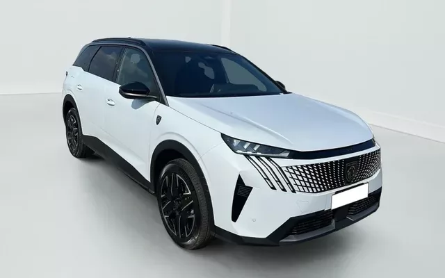 Peugeot 5008 Hybrid 145 e-DCS6 GT Zéro km immatriculé