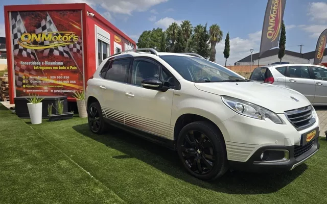 Peugeot 2008 1.2 PureTech Allure
