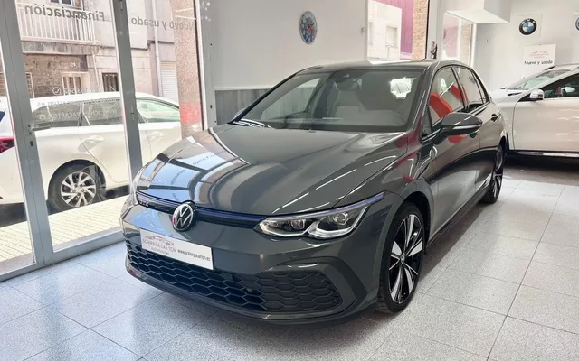 VOLKSWAGEN Golf Golf 1.4 TSI GTE 180kW