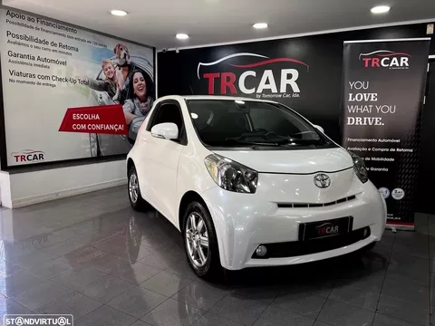 Toyota iQ 1.0 VVT-i 2 EP
