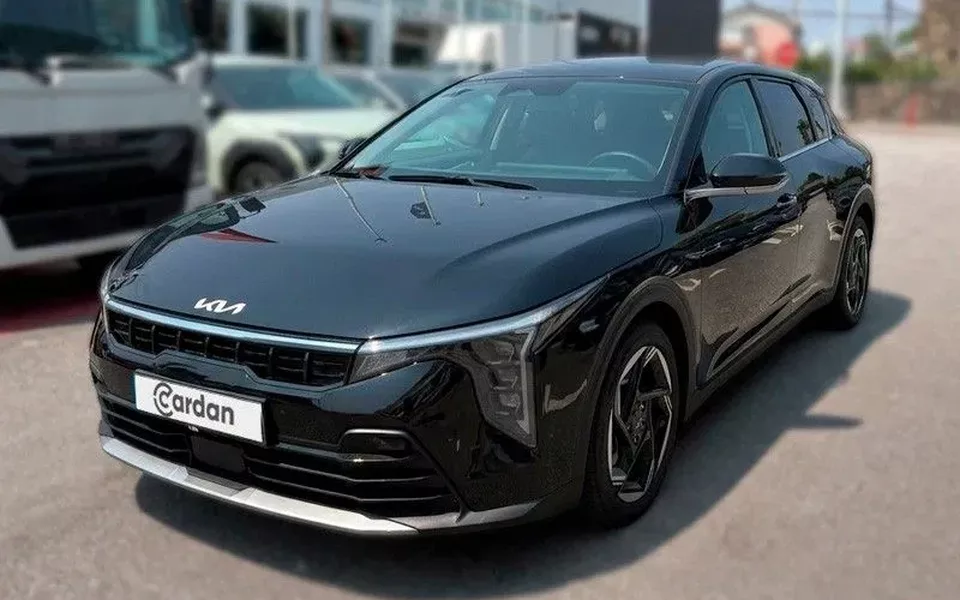 Kia K4 1.0 T-GDi Tech