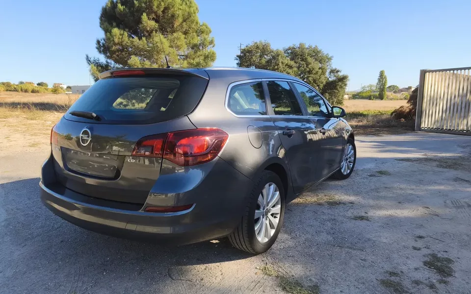 Opel Astra Sports Tourer 1.7 CDTi Cosmo