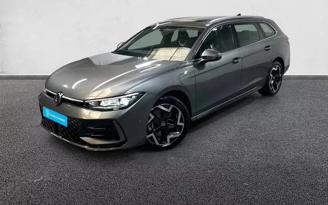 VOLKSWAGEN PASSAT 1.5 eHybrid 272 DSG6 R-Line