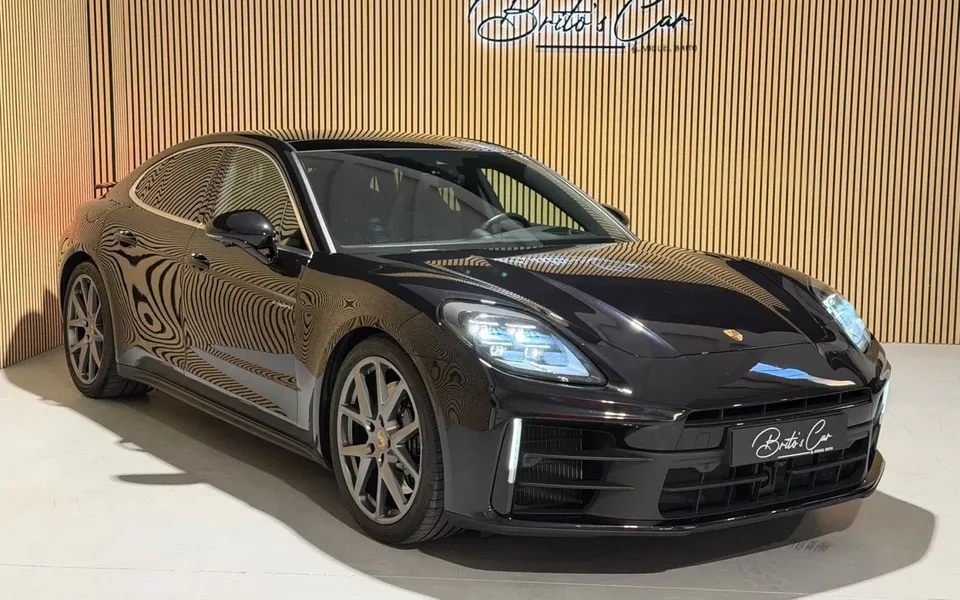 Porsche Panamera 4 E-Hybrid Executive