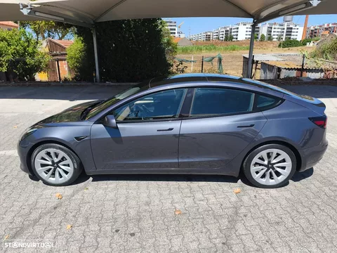 Tesla Model 3 Long Range AWD Dual Motor 580 KM (Shanghai Version)