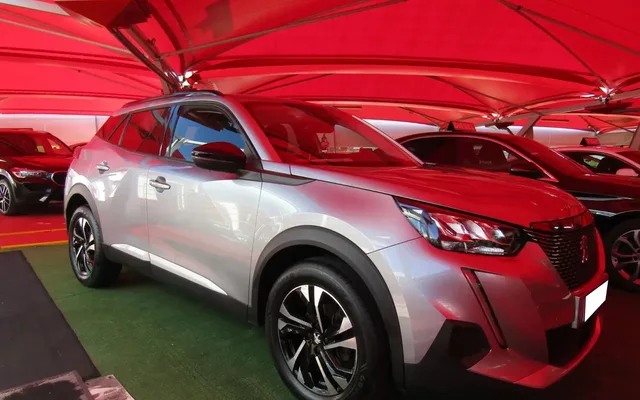 Peugeot 2008 BlueHDi 110 Allure Pack