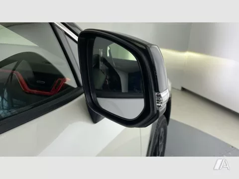 TOYOTA RAV-4 2.5l 220H Style