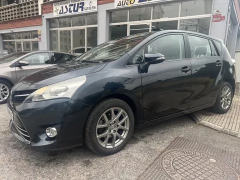 TOYOTA Verso Verso 120D Comfort 5pl.