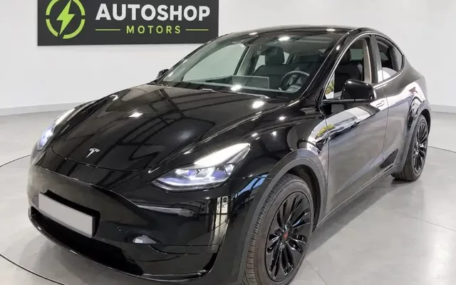 Tesla Model Y RWD