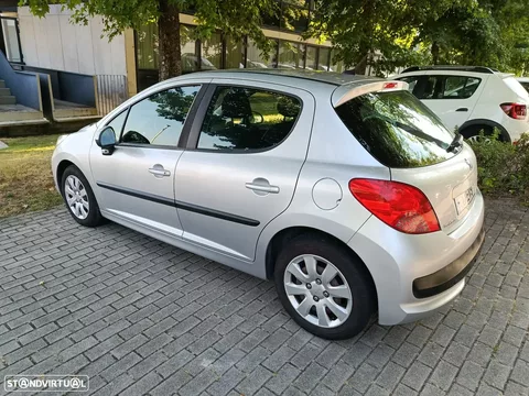 Peugeot 207 1.4 HDi Premium