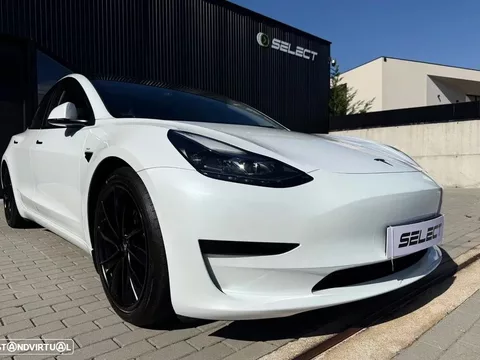 Tesla Model 3 Tração Traseira