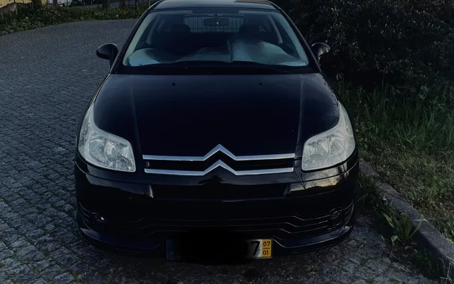 Citroën C4 1.6 HDi 110 VTR Pack
