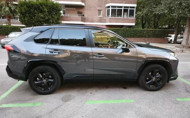 TOYOTA RAV-4 RAV-4 2.5 hybrid AWD Feel!
