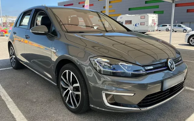 VW e-Golf