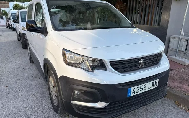 PEUGEOT Rifter e Active Pack Standard 100kW