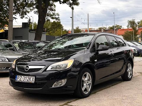 Opel Astra J SportsTourer