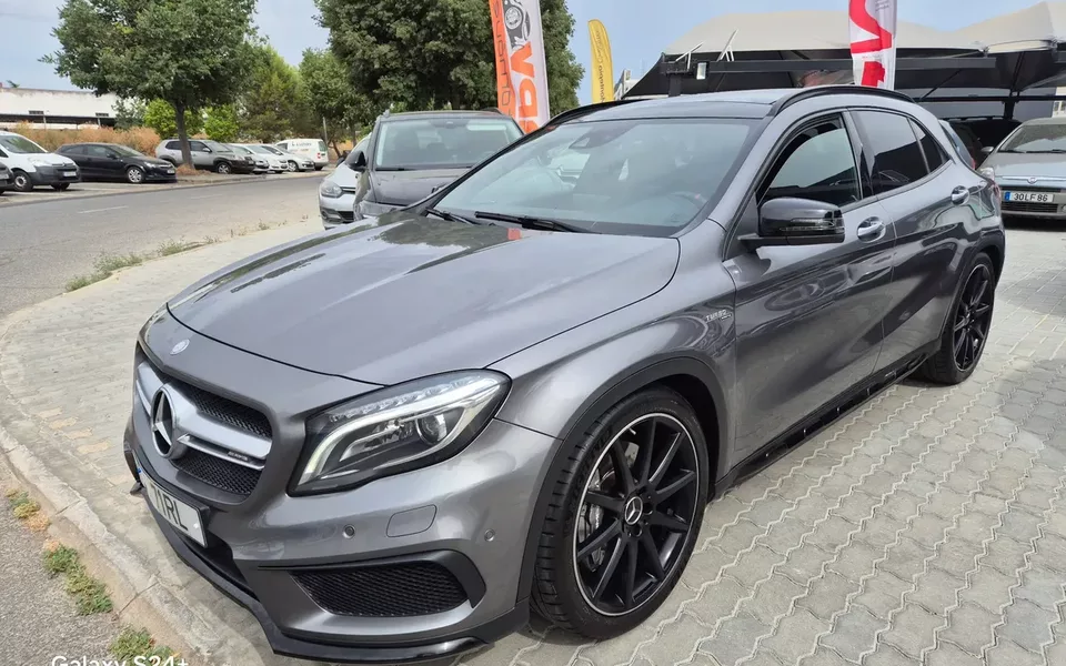 Mercedes-Benz GLA 45 AMG 4Matic Speedshift 7G-DCT Night Edition