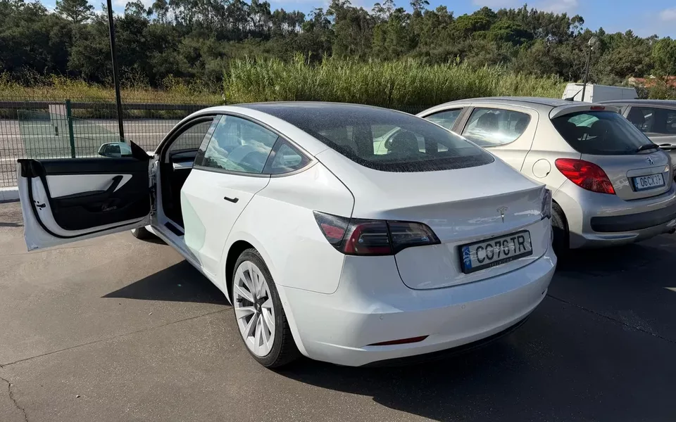 Tesla Model 3 Standard RWD