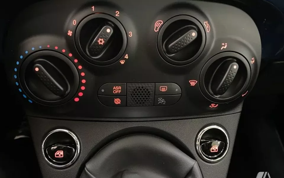 FIAT 500 500 1.0 Hybrid Dolcevita 52kW