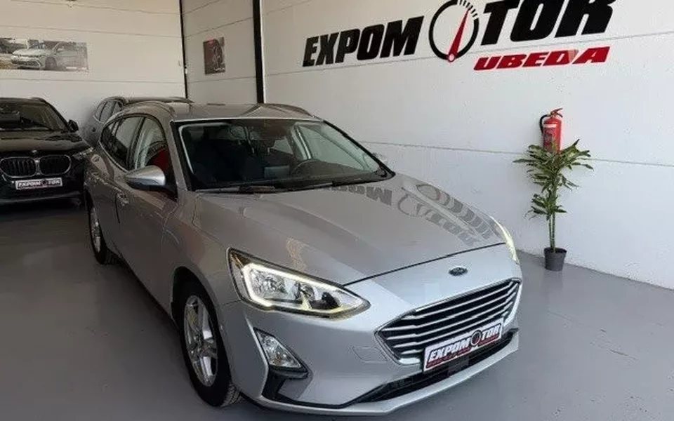FORD Focus Focus 1.0 Ecoboost Auto-S&S Trend 100