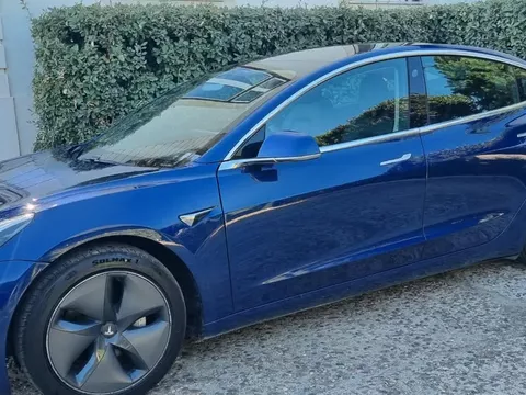 Tesla Model 3 Standard Range Plus RWD