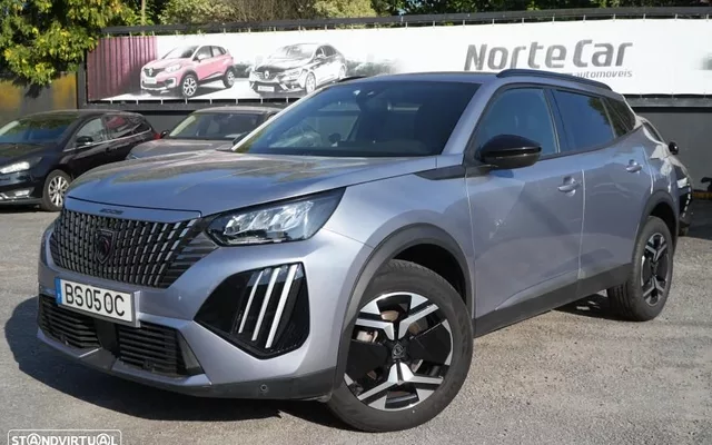 Peugeot 2008 PureTech 130 EAT8 Allure Pack