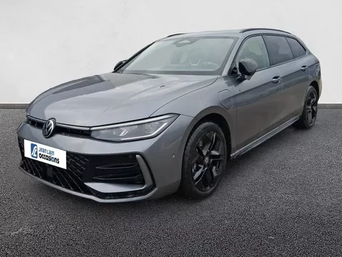 VOLKSWAGEN PASSAT 1.5 eHybrid 272 DSG6 R-Line