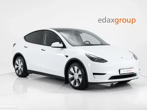 Tesla Model Y RWD