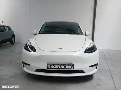 Tesla Model Y Standard