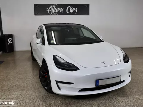 Tesla Model 3 Long Range AWD Dual Motor Performance