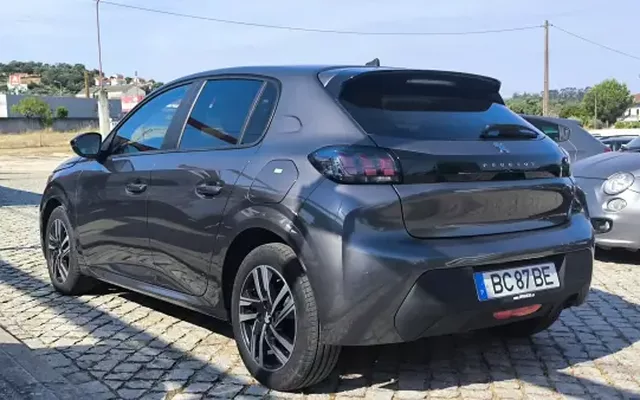Peugeot 208 2023 1.2 PureTech Allure