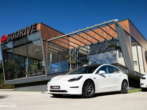 Tesla Model 3 Long Range AWD Dual Motor