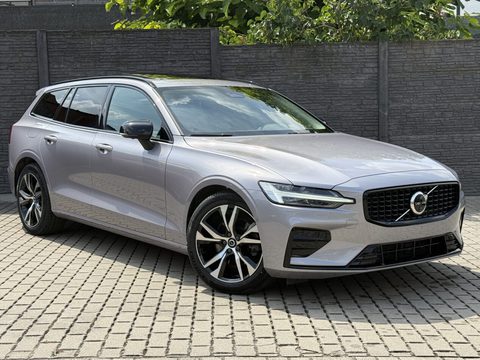 Volvo V60 B4 Plus Dark Automaat