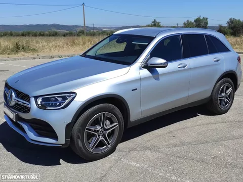 Mercedes-Benz GLC 300 de 4Matic 9G-TRONIC AMG Line
